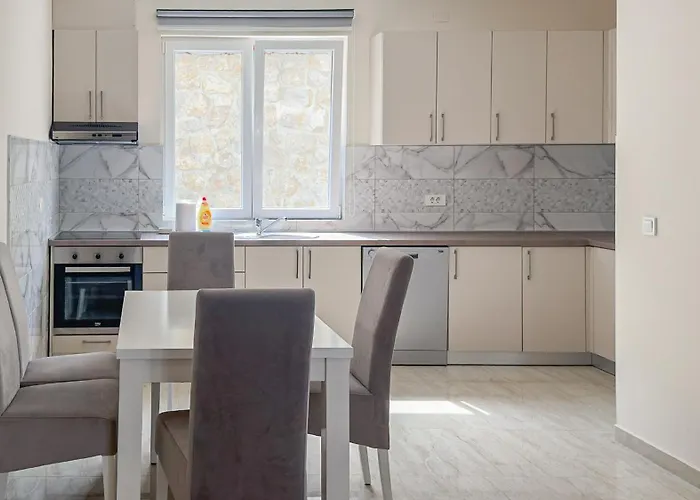 Apartments Seaview Estate Radovic
