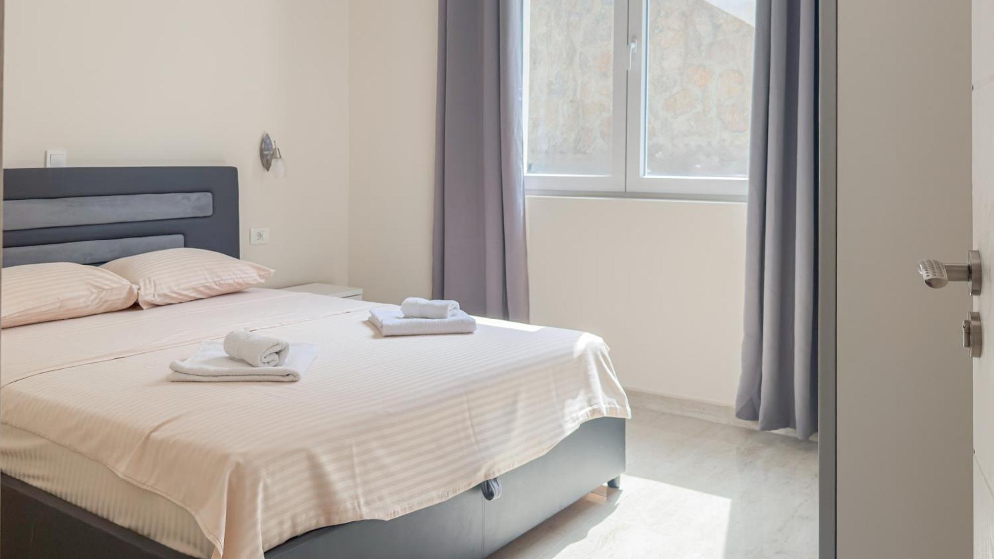 Seaview Estate Radovic Apartment