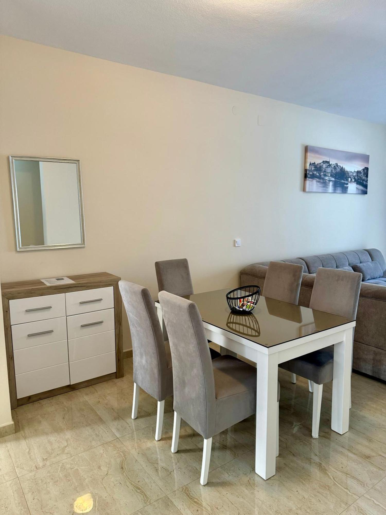 Seaview Estate Radovic *